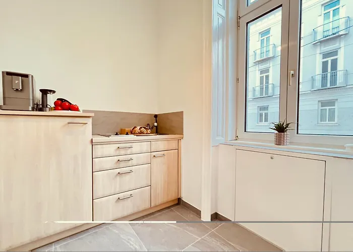 Servus Homes Schoenbrunn I Top-lage & Metro Daire *
