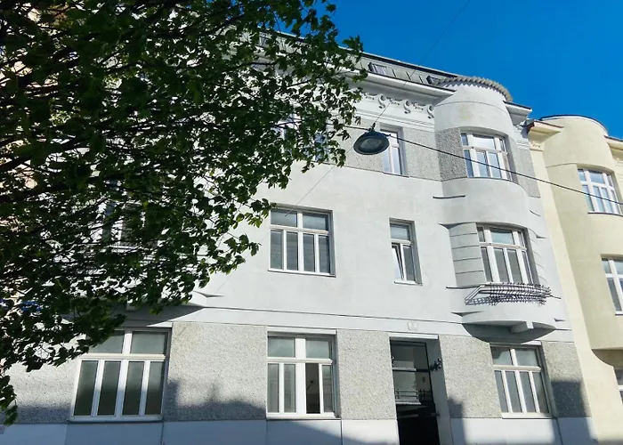 Servus Homes Schoenbrunn I Top-lage & Metro Daire Viyana